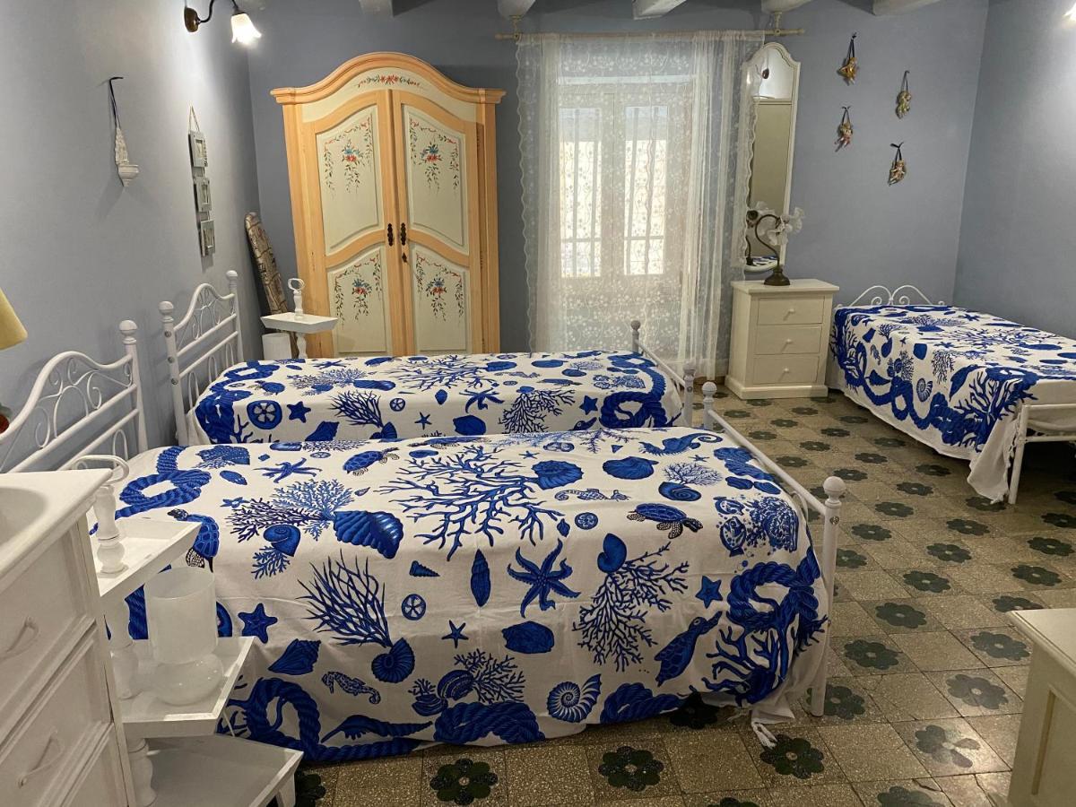 Ortigia Dreaming Apartment Syracuse Bagian luar foto