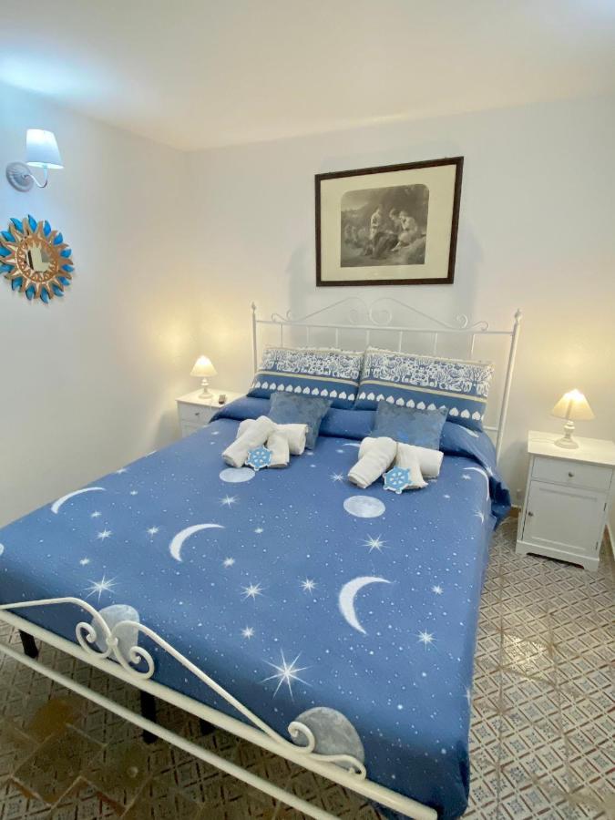 Ortigia Dreaming Apartment Syracuse Bagian luar foto