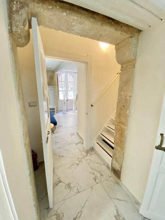 Ortigia Dreaming Apartment Syracuse Bagian luar foto