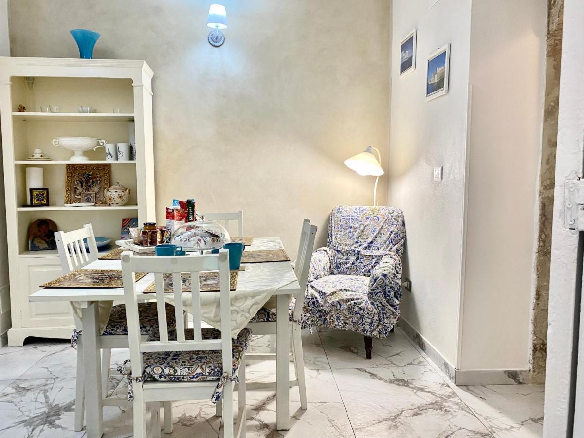 Ortigia Dreaming Apartment Syracuse Bagian luar foto