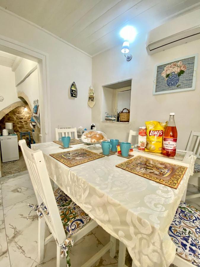 Ortigia Dreaming Apartment Syracuse Bagian luar foto