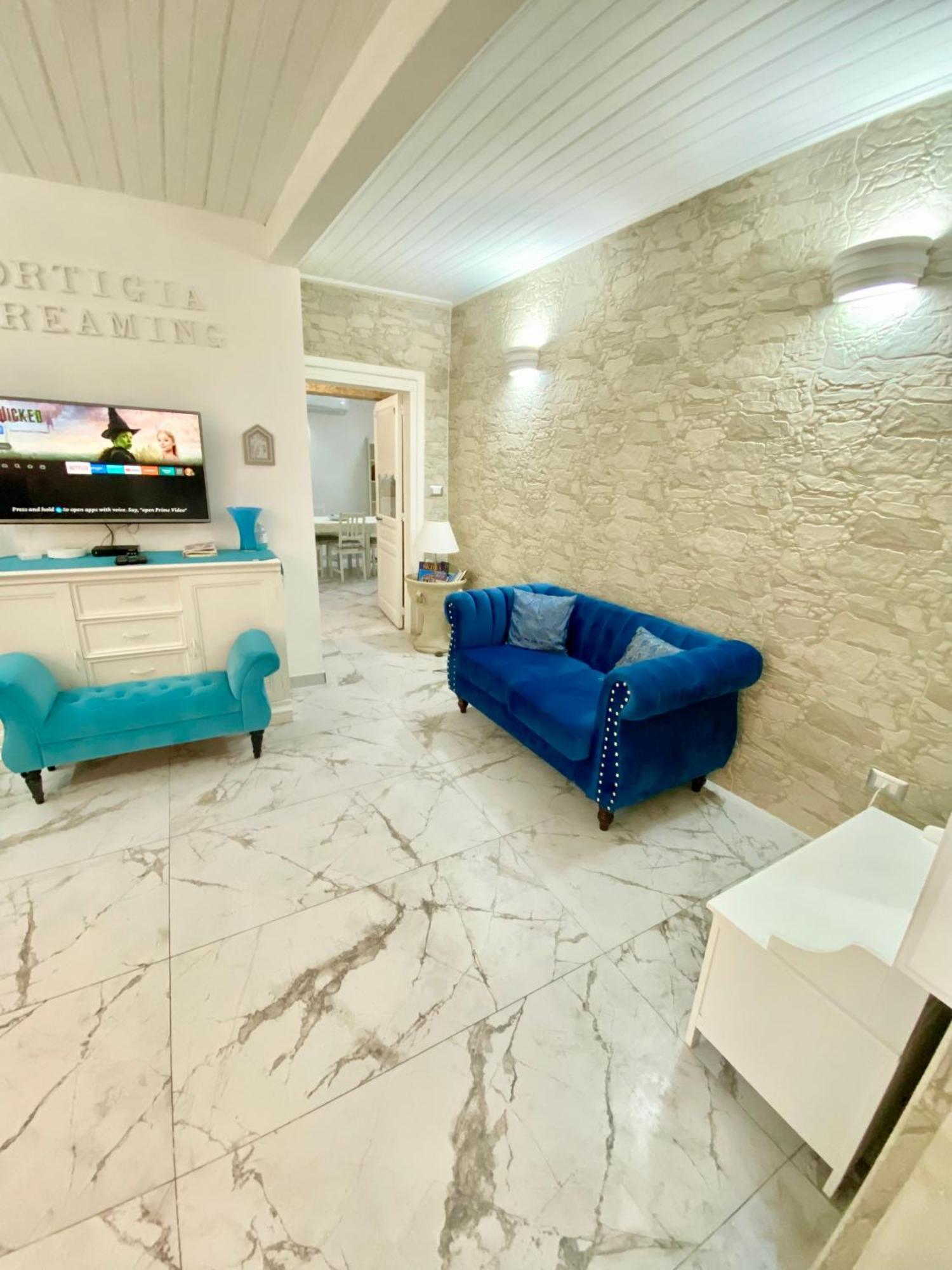 Ortigia Dreaming Apartment Syracuse Bagian luar foto