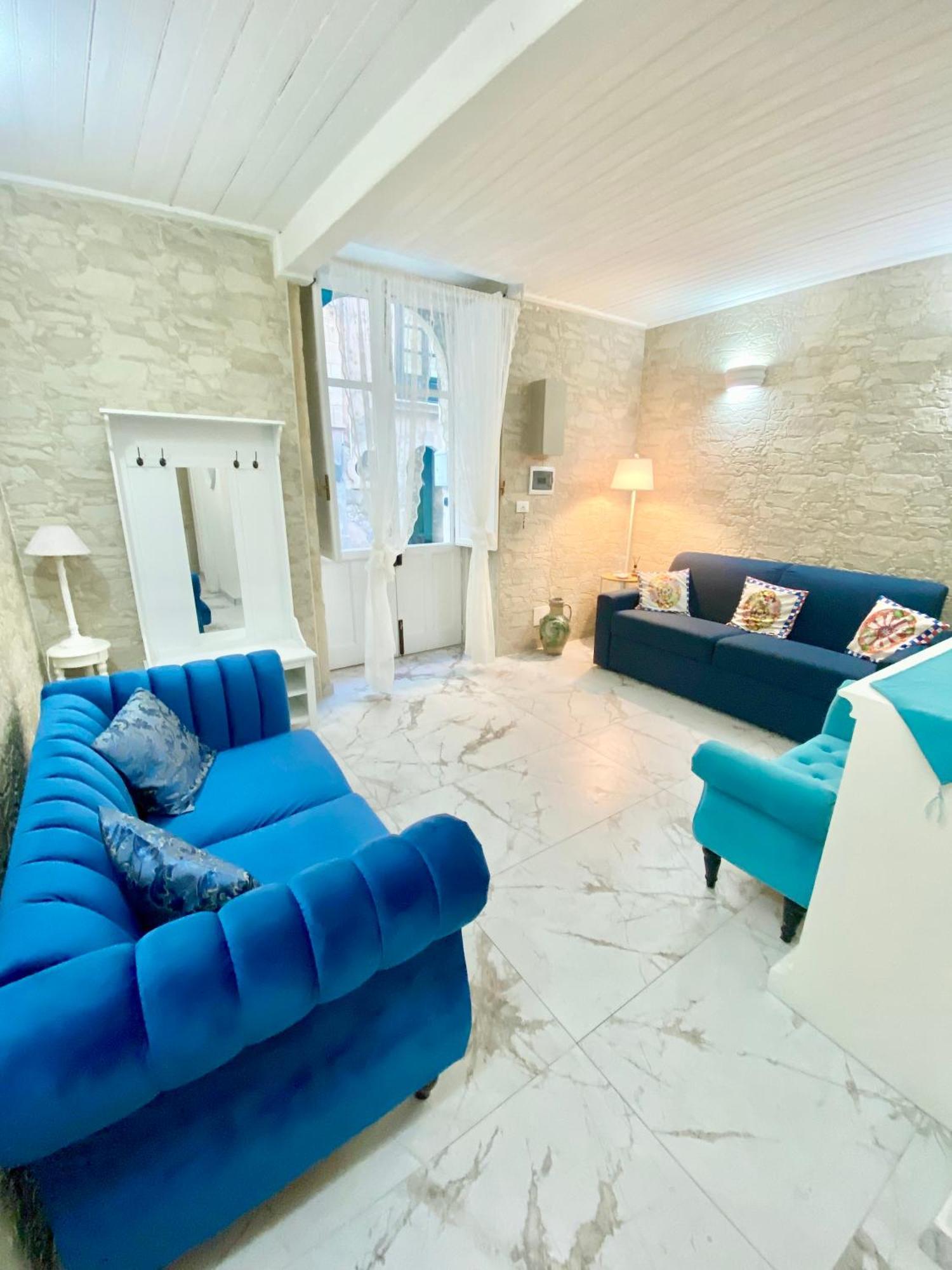 Ortigia Dreaming Apartment Syracuse Bagian luar foto