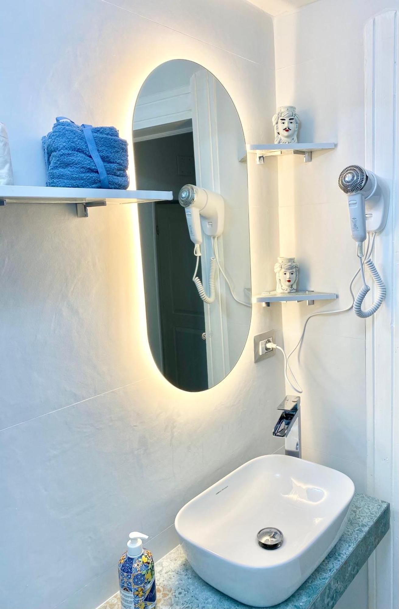 Ortigia Dreaming Apartment Syracuse Bagian luar foto
