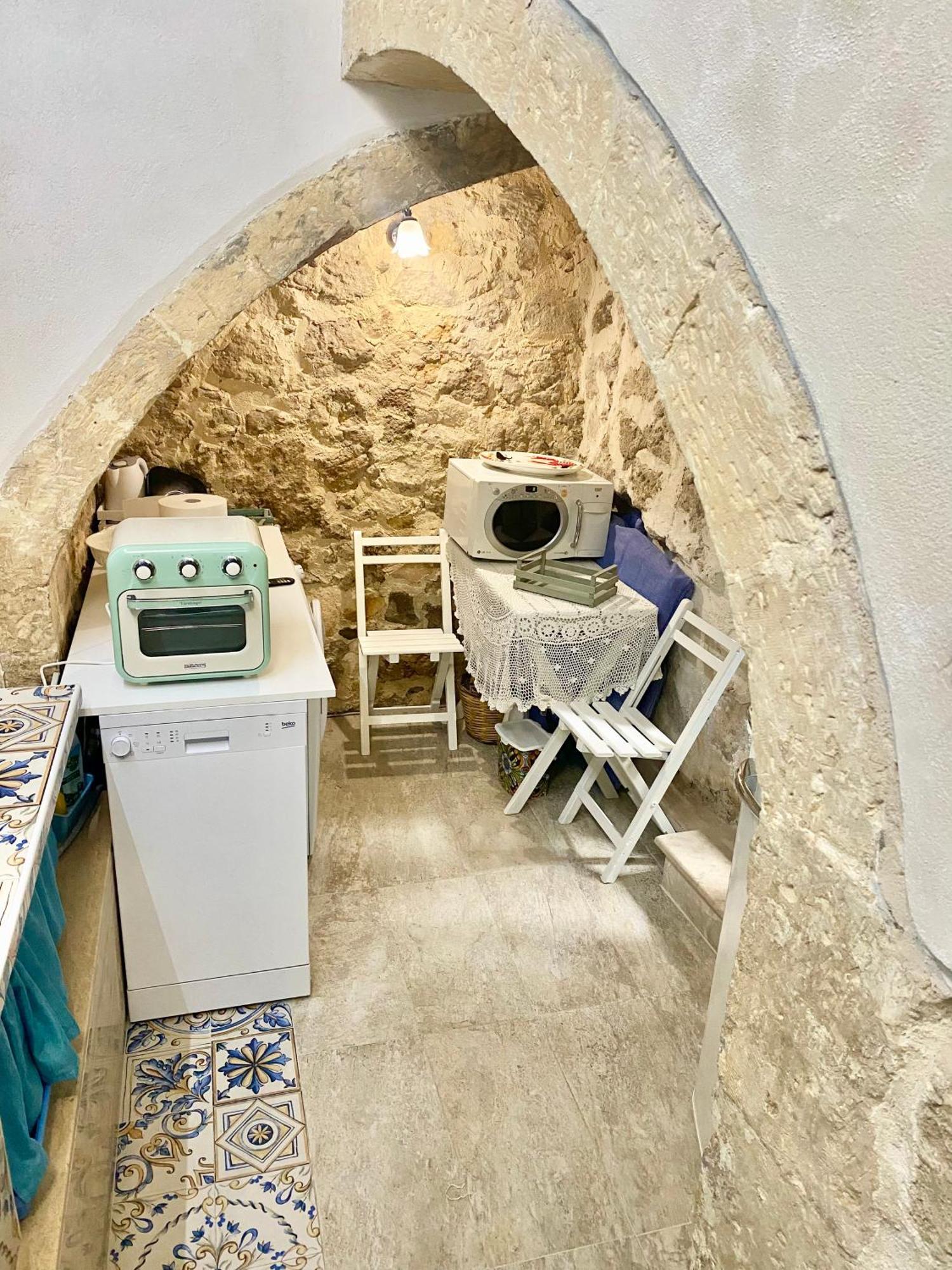 Ortigia Dreaming Apartment Syracuse Bagian luar foto