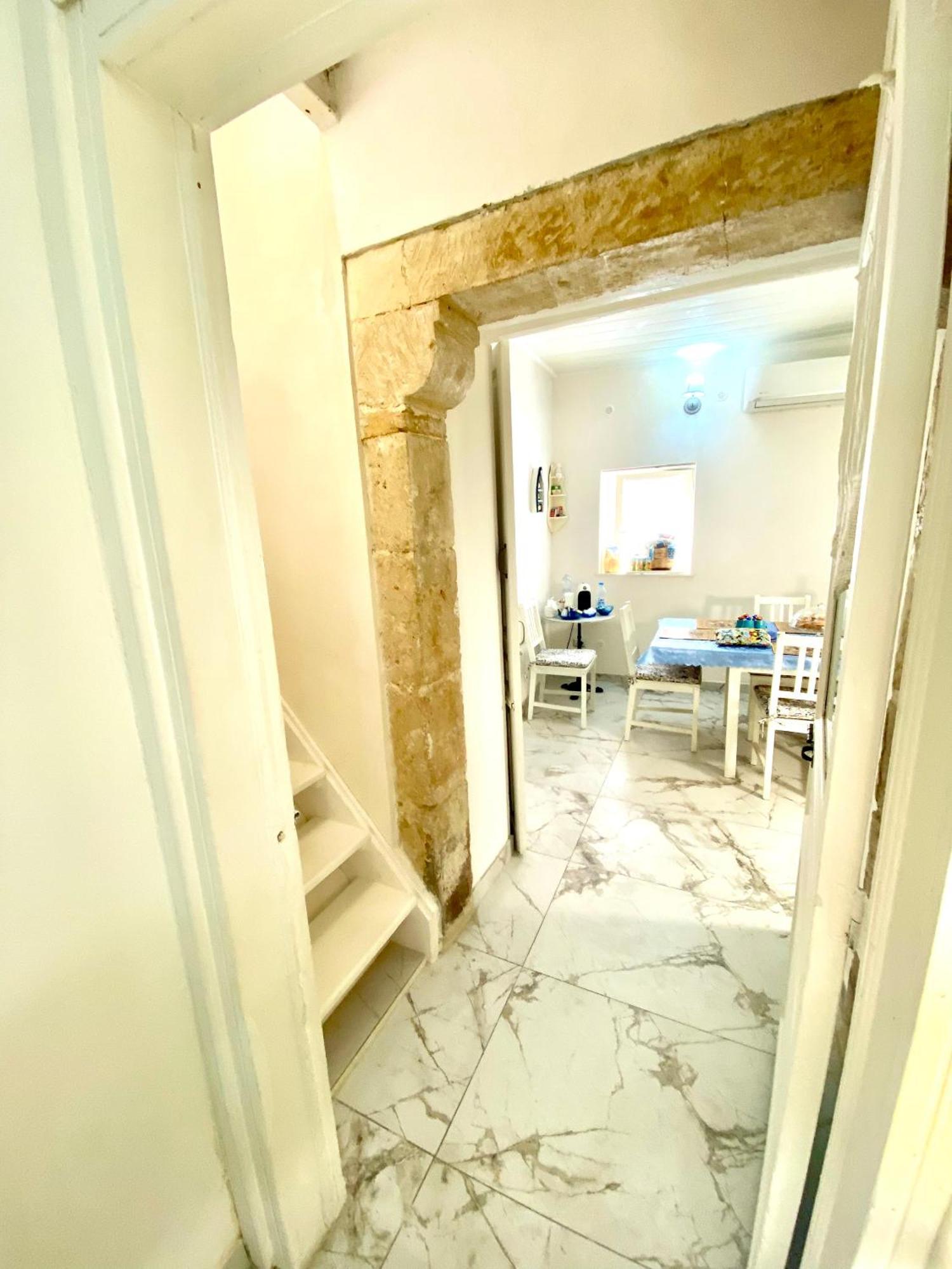 Ortigia Dreaming Apartment Syracuse Bagian luar foto